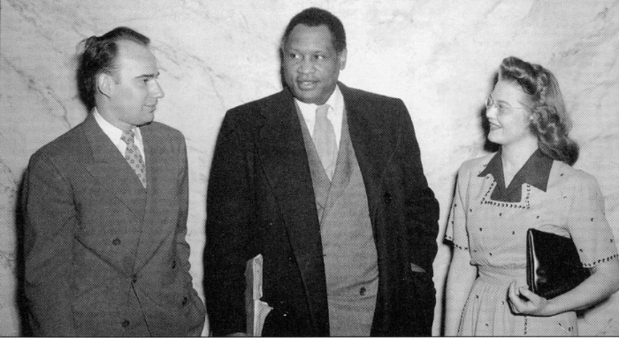 Paul Robeson (center) with Millikin students John Langdon and Faith Nansen (April 18, 1947)