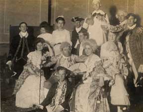 1904 production of She Stoops to Conquer