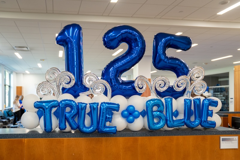 125th anniversary balloons