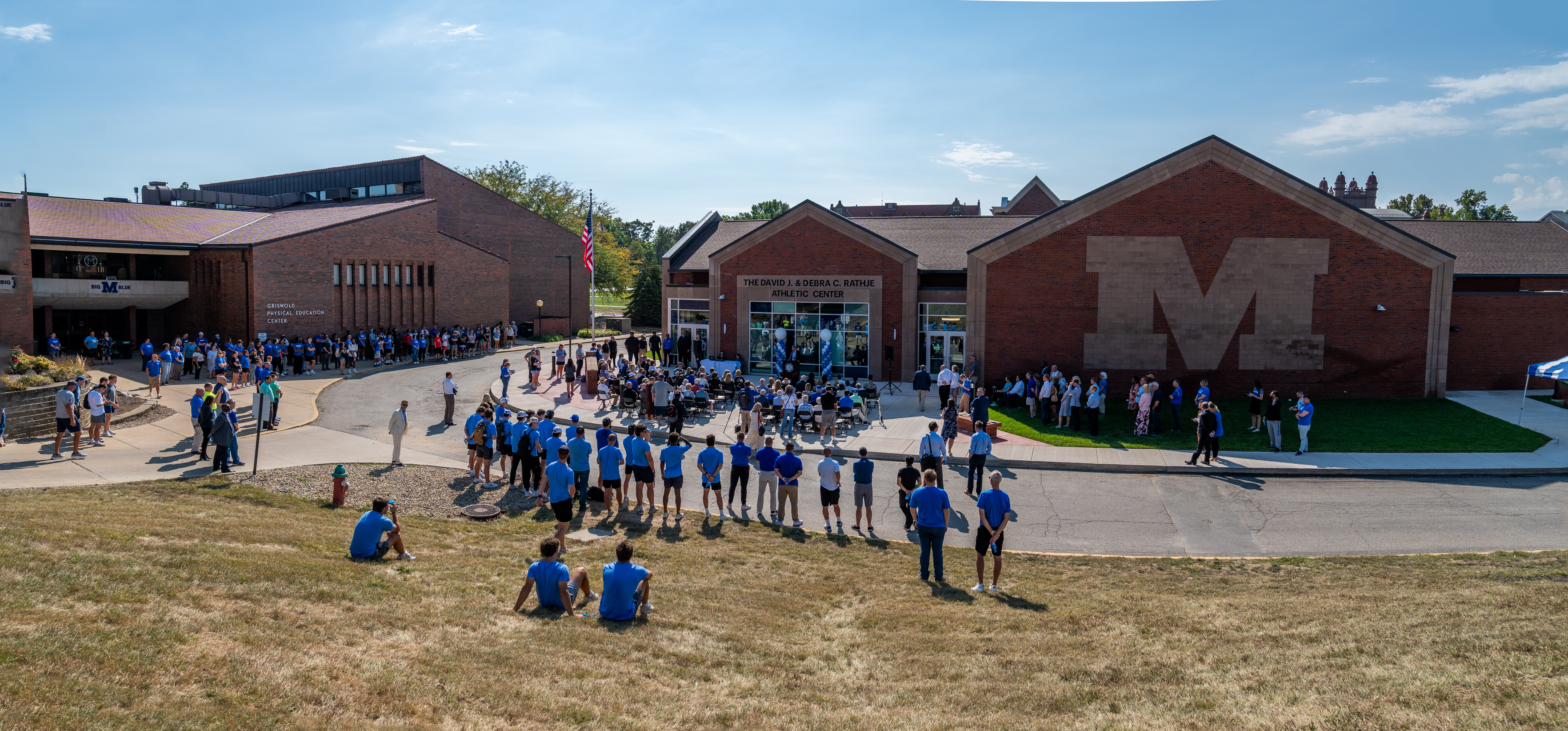 Rathje Ribbon Cutting