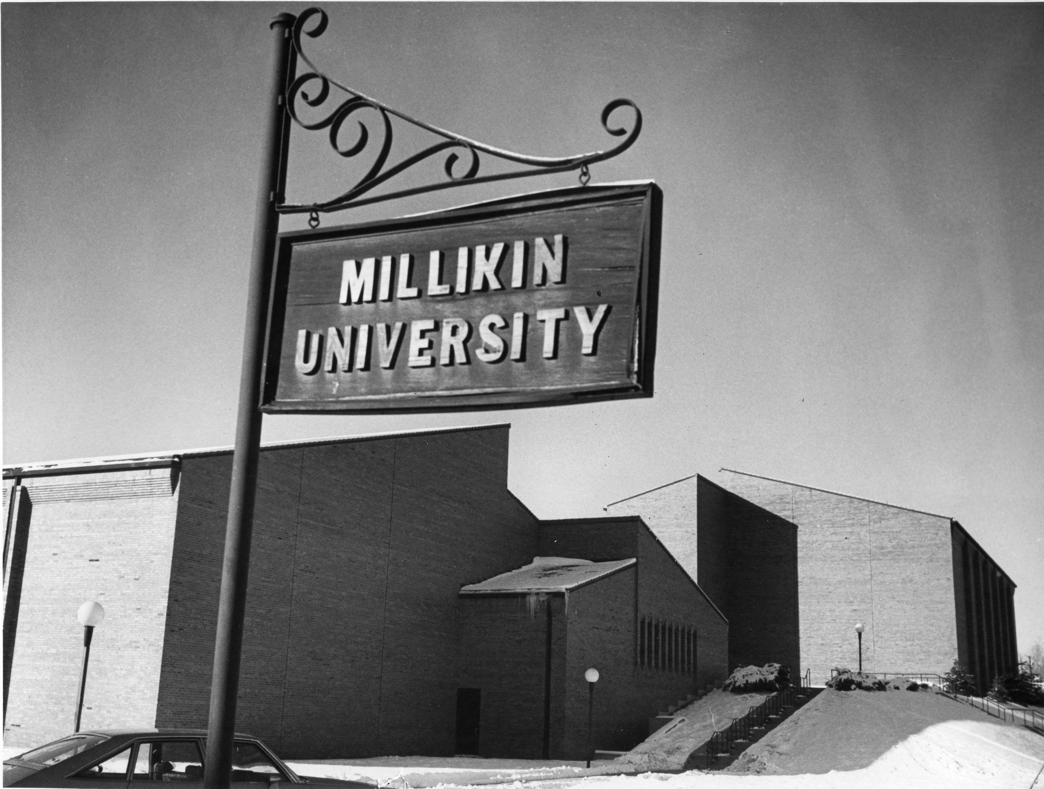 Black and white photo of newly built Griswold PE Center