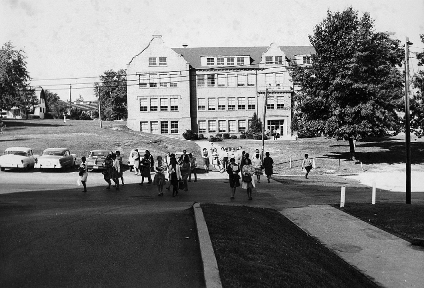 Black and white photo of Scovill Science Hall