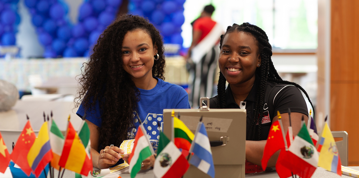 Apply | Millikin University