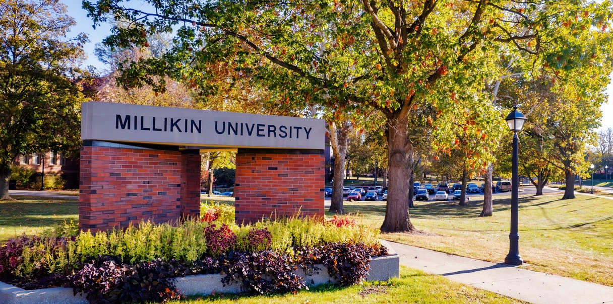 Millikin Welcomes Actor Writer And Comedian Nick Offerman For 2025 MU Fall DRONE 12 Snapseed 