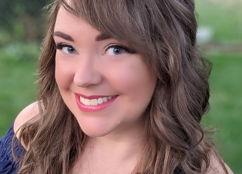 Headshot of Aubrey Hawkinson, mezzo-soprano