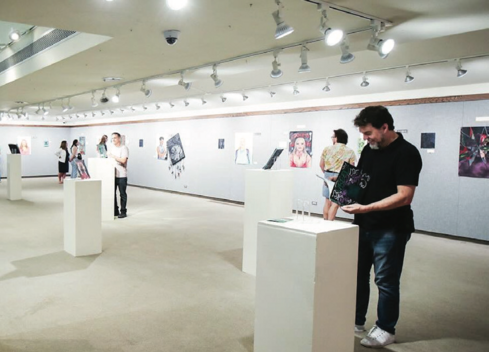 students showcasing art